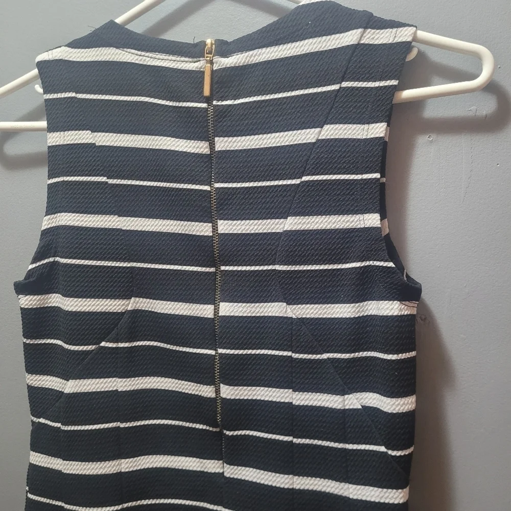 Pimkie Collection blk/wht stripe dress S - Picture 10 of 10